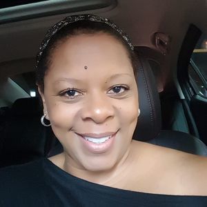 Meet your Posher, Lashaunda